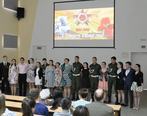«Строки, опаленные войной»: В Академии состоялся традиционный концерт к 9 Мая