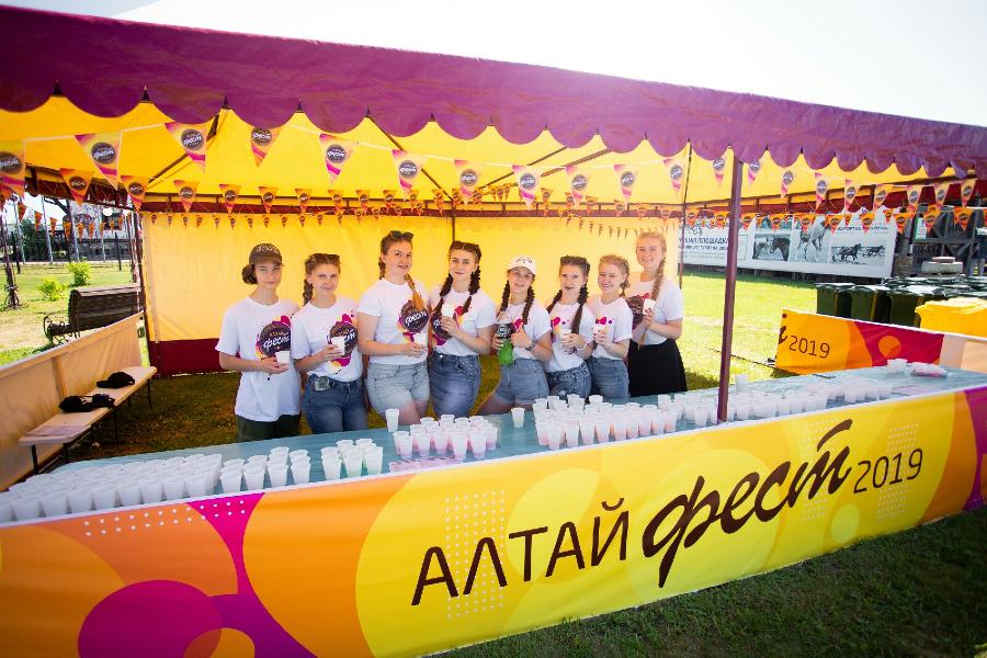 Волонтёры Академии приняли участие в межрегиональном фестивале «АлтайФест»