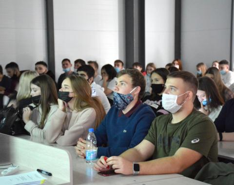 В Алтайском филиале РАНХиГС состоялся фестиваль фильмов о науке