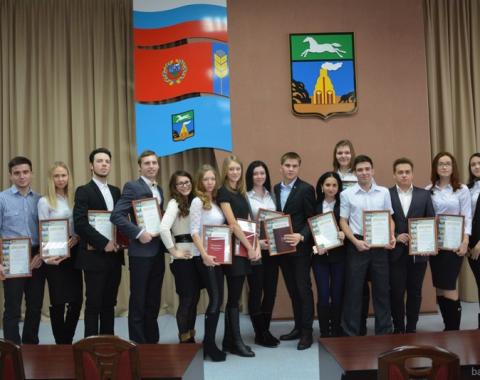 19 студентов Академии стали победителями конференции «Молодёжь – Барнаулу»