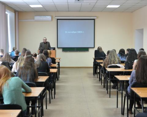 Профессор Академии прочитал открытую лекцию к 250-летию со дня рождения Н. М. Карамзина