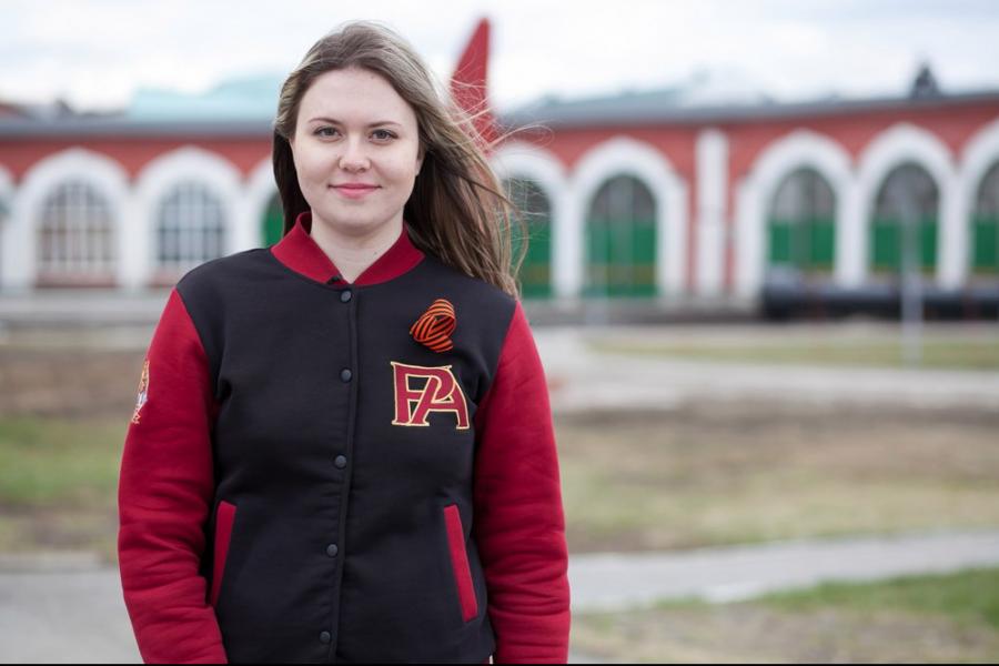 Студентка Алтайского филиала РАНХиГС будет работать волонтёром на Чемпионате мира по футболу FIFA 2018 в России