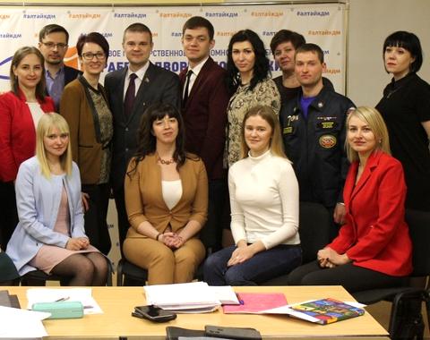 Преподаватель и студенты Алтайского филиала РАНХиГС вошли в состав Общественного совета при управлении молодёжной политики