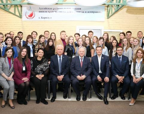 Студенты юридического факультета Академии приняли участие в XVI Алтайской региональной зимней школе прав человека
