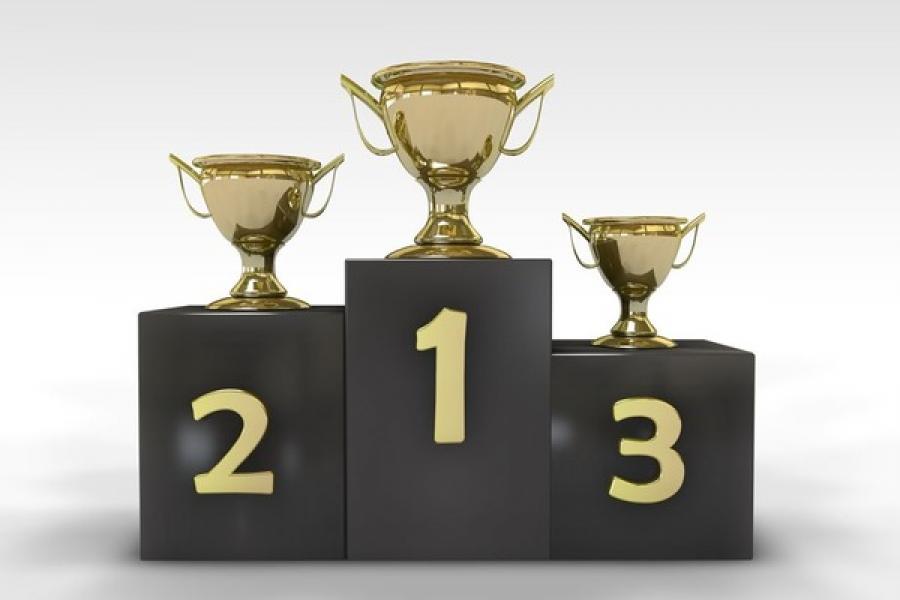 Преподаватель Академии стала чемпионом Алтайского края по классическому пауэрлифтингу