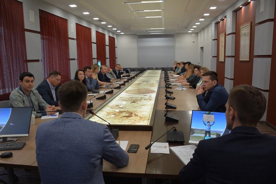 На базе Алтайского филиала РАНХиГС обсудили актуальные вопросы получения востребованного бизнес-сообществом образования