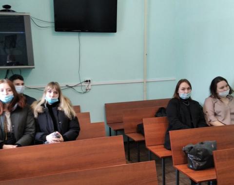 Обучающиеся юридического факультета в очередной раз посетили судебное заседание