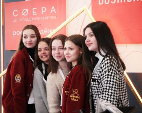 В Алтайском крае множество возможностей: студенты филиала посетили Кластер инициатив «Регион возможностей»