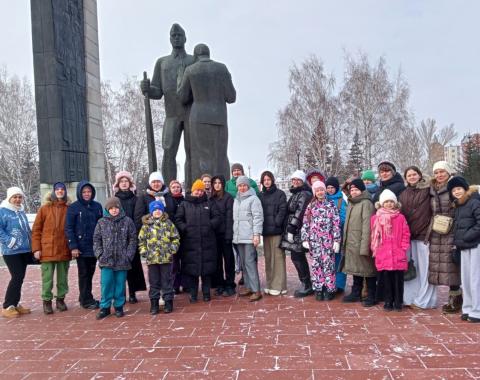 Преподаватель Академии провела экскурсию, посвященную вкладу Барнаула в Великую Победу