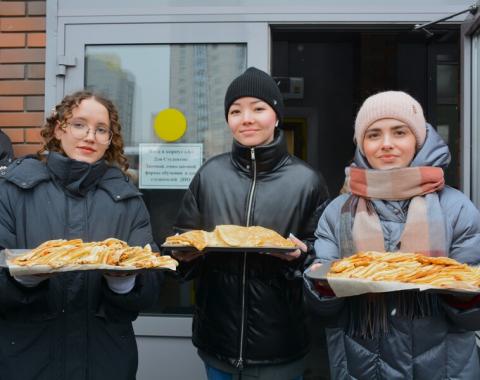 Масленичные забавы в Академии