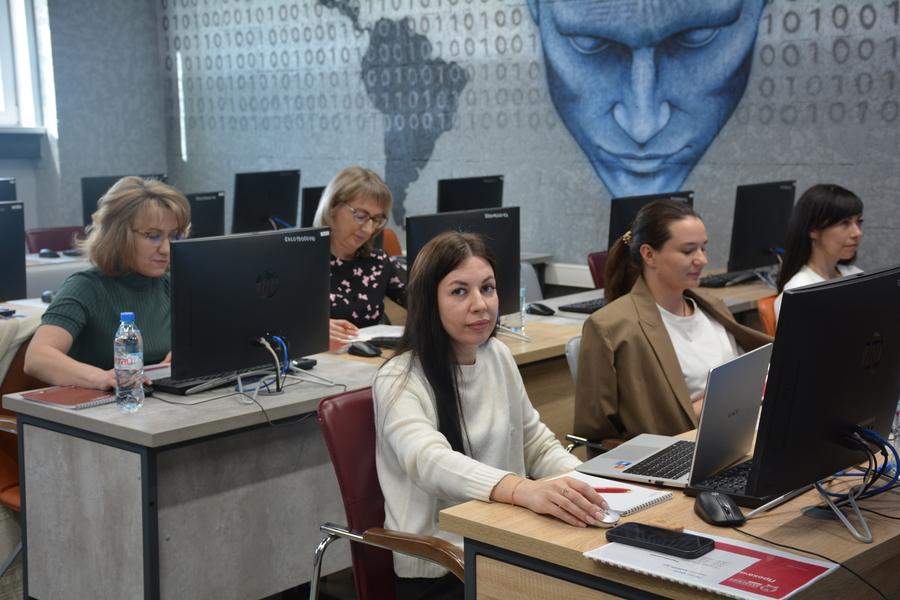 Эксперты кафедры экономики и финансов раскрыли секреты потребительского поведения и неочевидные возможности Excel