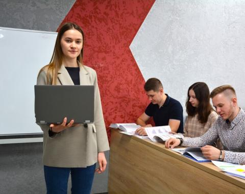 Создайте своё успешное будущее с программой «Экономика и управление финансами»