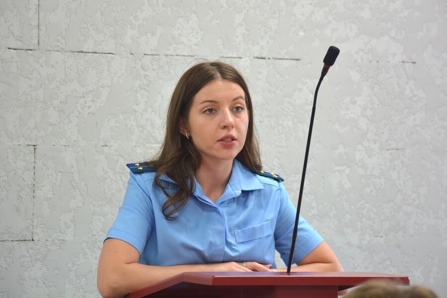 Эксперт из прокуратуры провела лекцию для будущих юристов