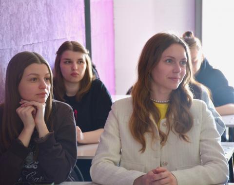 Таргет, сайты и SMM. Студенты-медийщики прошли мастер-классы от диджитал-агентства «ЗАВОД»