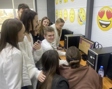 Пять команд Алтайского филиала РАНХиГС получили путевку в финал всероссийской ФинИгры-2025