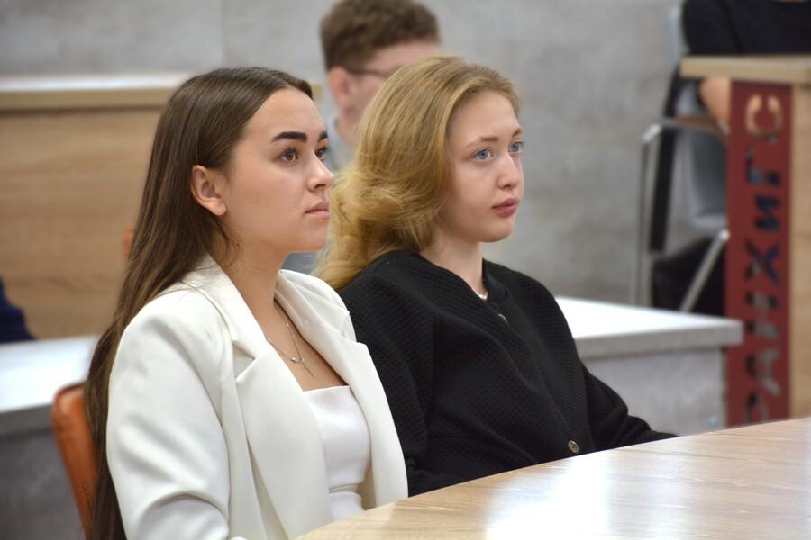 Неделя карьеры: день первый