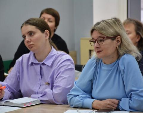 Эффективность работы комиссий по делам несовершеннолетних: новые знания для служащих региона