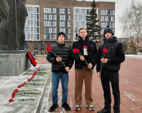 В Академии прошли мероприятия, посвященные Дню Неизвестного Солдата