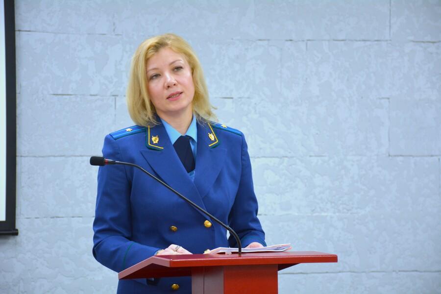 Будущие юристы узнали о профилактике правонарушений от прокурора