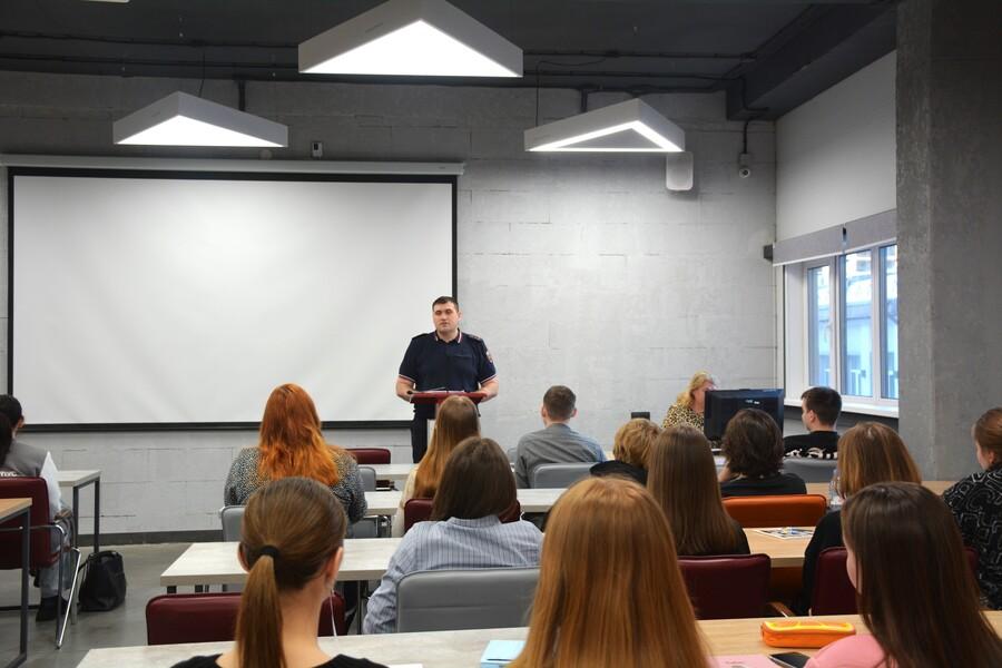 Как студентам не попасться на удочку мошенников