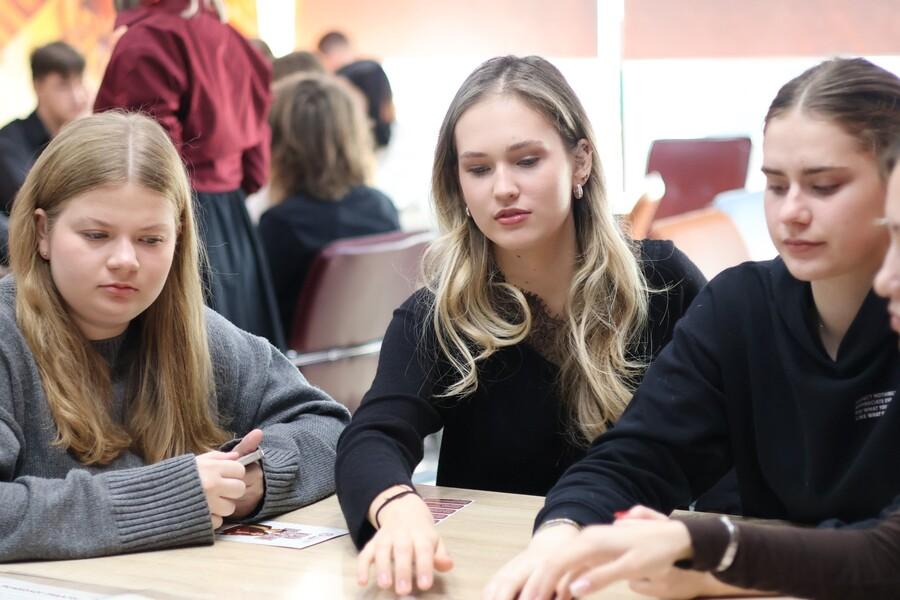 Школьники осваивают новые навыки: итоги марта в «Школе больших возможностей»