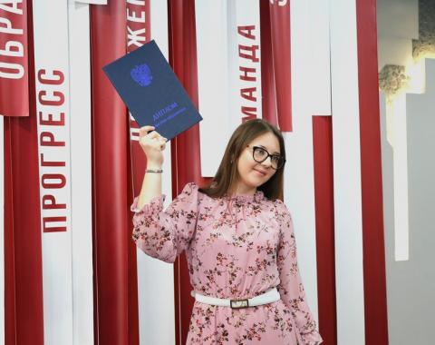 Новый этап: выпускники Алтайского филиала РАНХиГС получили дипломы
