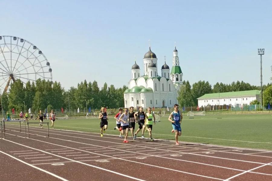 Спортсмены Академии выступили на соревнованиях по легкой атлетике