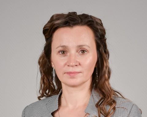Поздравление от заместителя главы администрации города Барнаула, руководителя аппарата Оксаны Финк