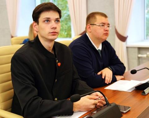 Будущие управленцы и юристы погрузились в реальную законотворческую практику